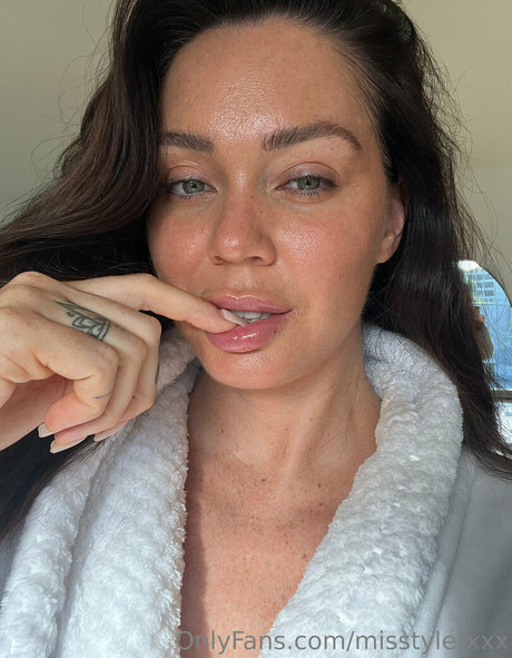 blonde en forme onlyfans sexy jolie image