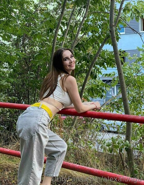 alexalungu étoile exclusive image