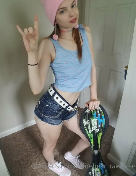 clairebear rawrfree star érotique des photos