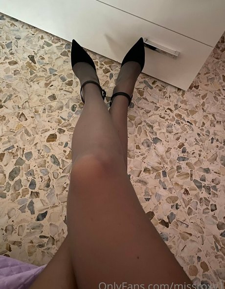 missroxy1 star du porno gratuite image