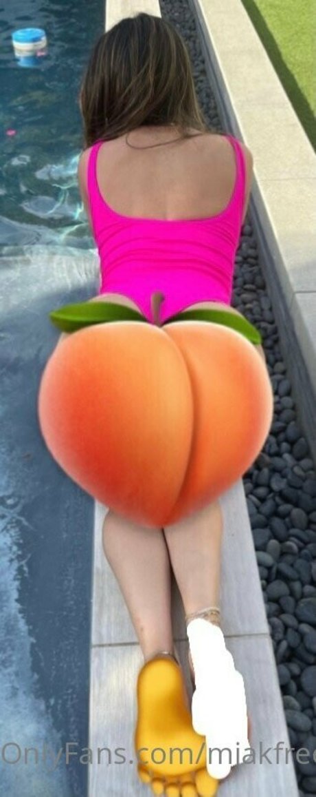 miakfree haut modèle archive