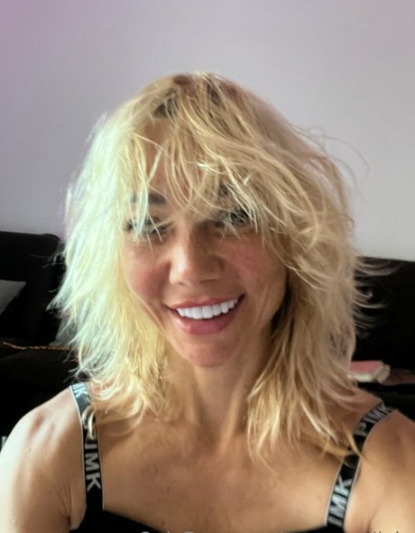 mommydivip belle étoile img