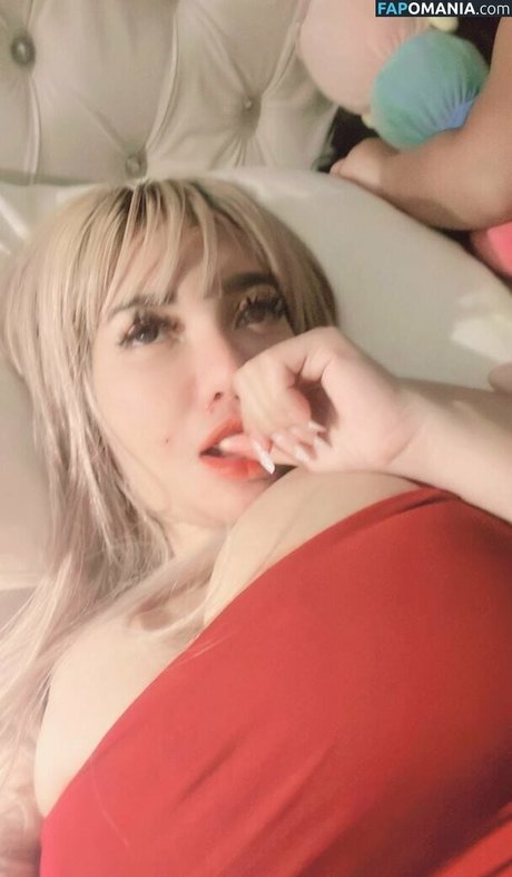 Meccra actrice pornographique photos