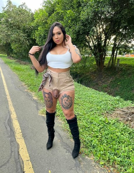 blonde plantureuse onlyfans adulte xxx des photos