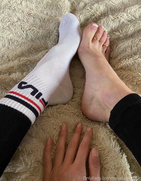 novasweetf33t modèle de sexe archive