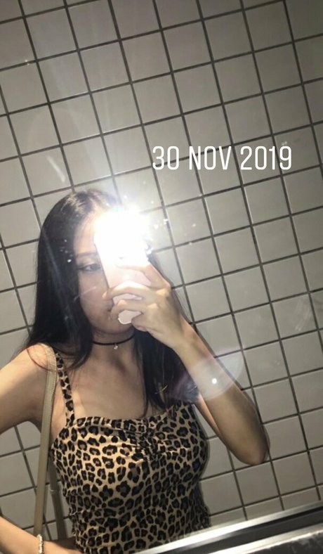 ventilateurs corporels uniquement des nus sympas des photos