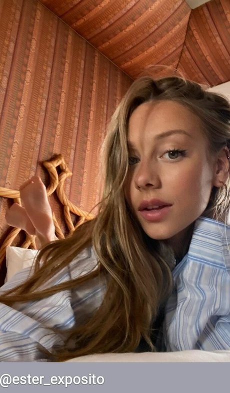 Ester Exposito actrice des photos
