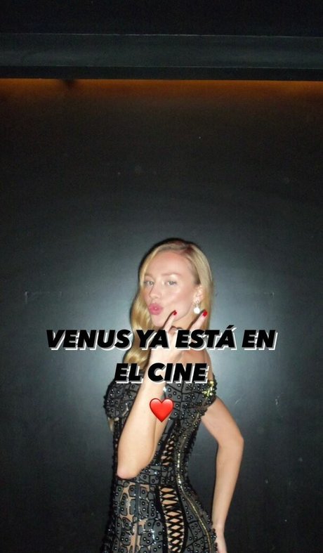 Ester Exposito art star du porno galeries