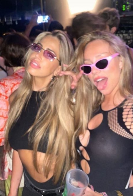 Ester Exposito sexe star des photos