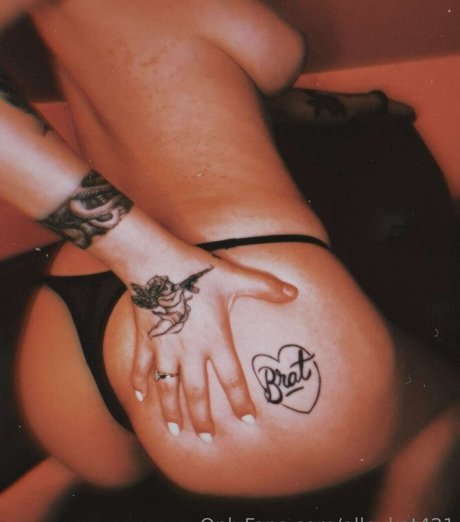 lleykt421 modèle chaud photo