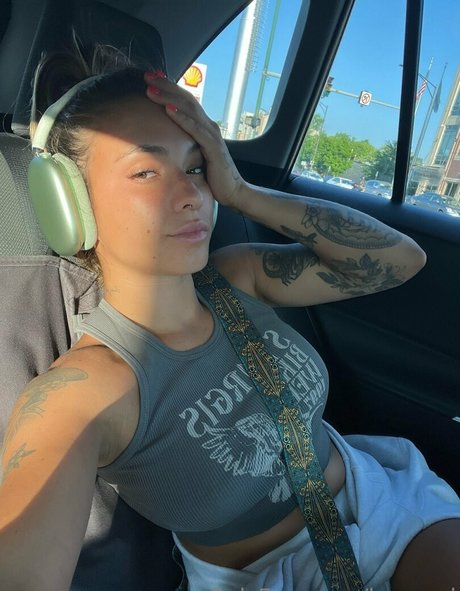 bbw blonde uniquementfans assez chaud galeries