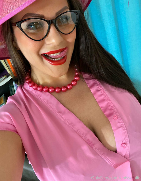 a j realone actrice érotique collection