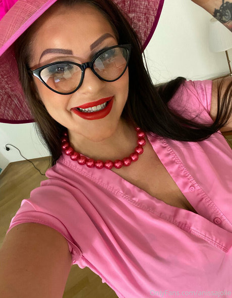 a j realone star du porno gratuit des photos