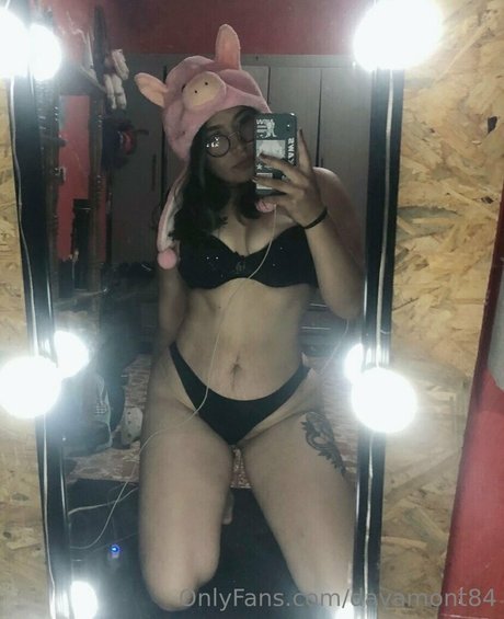 dayamont84 actrice érotique archive