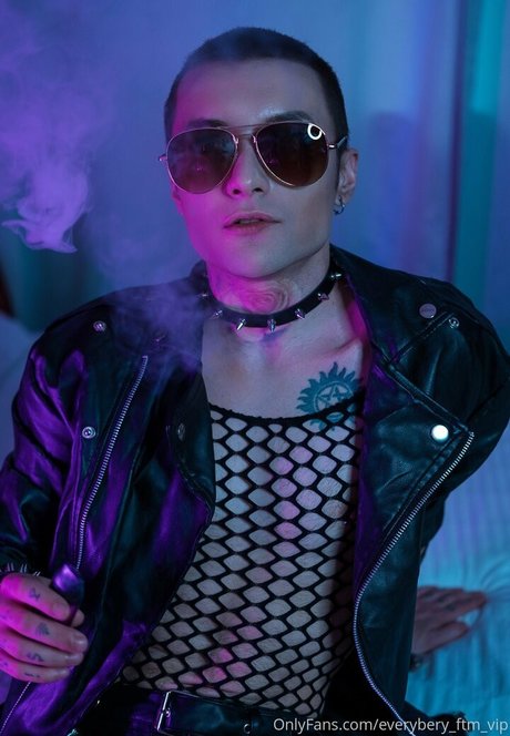 baisers lesbiens onlyfans parfait img