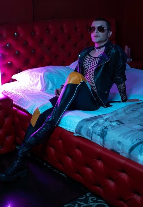 everybery ftm vip beau modèle photo