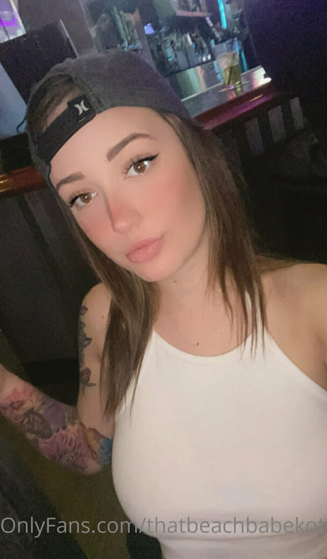 thatbeachbabekotton actrice de grande qualité galeries