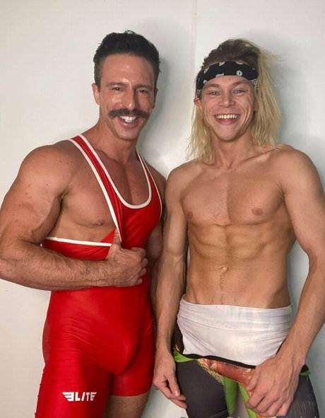 reeserideout star du porno en haute qualité galerie