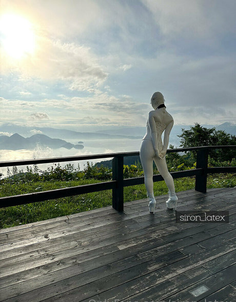 siron latex star du porno adulte des photos