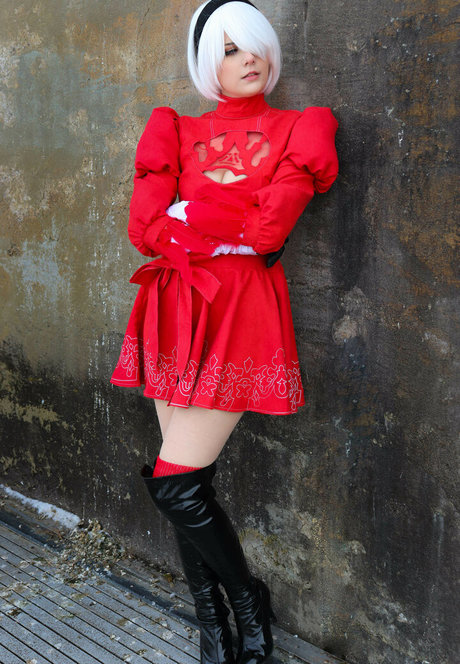 milf aux cheveux noirs onlyfans chaud érotique photo