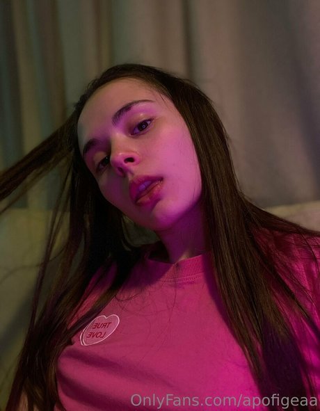 Apofigeaa jolie étoile des photos