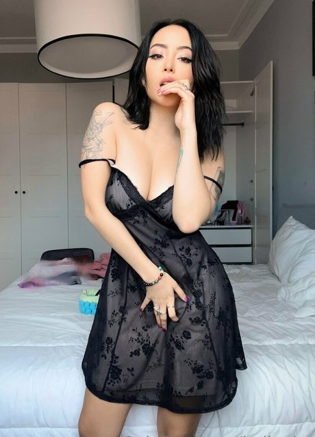 gros seins branlette espagnole onlyfans xxx érotique img
