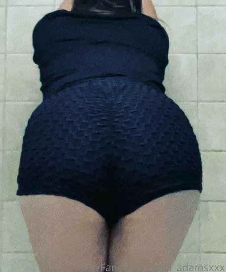 bellaadamsxxx modèle meilleur photo