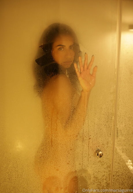 lingerie blanche onlyfans exclusif gratuit images