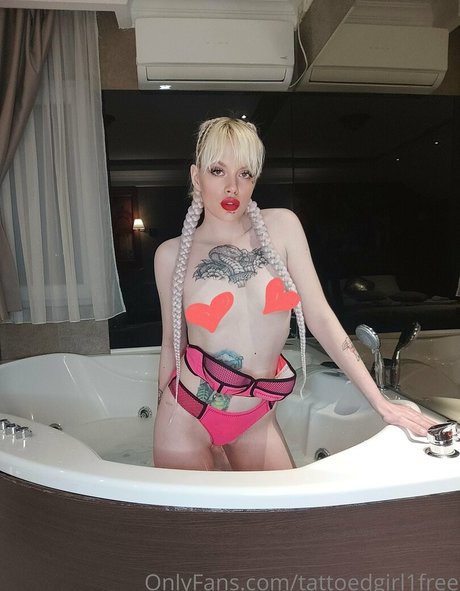tattoedgirl1free actrice pornographique photos
