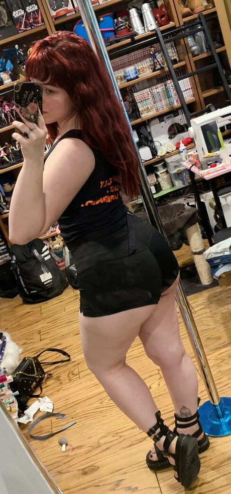 nicoletters star érotique photos