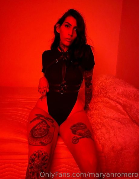 chaton potelé uniquementfans art érotique img