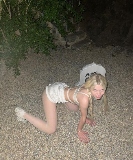 entraînement en salle de sport uniquement pour les fans jolie adulte photos