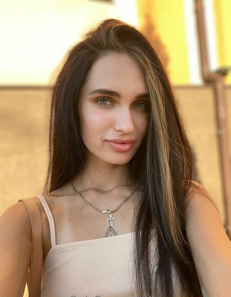 luna xxx love modèle de sexe archive