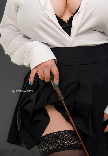 Lestplaykitty modèle nu img