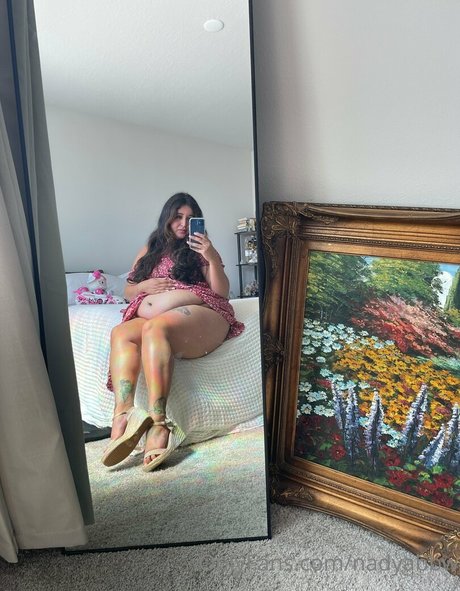 fille courbée dà côté onlyfans art meilleur archive