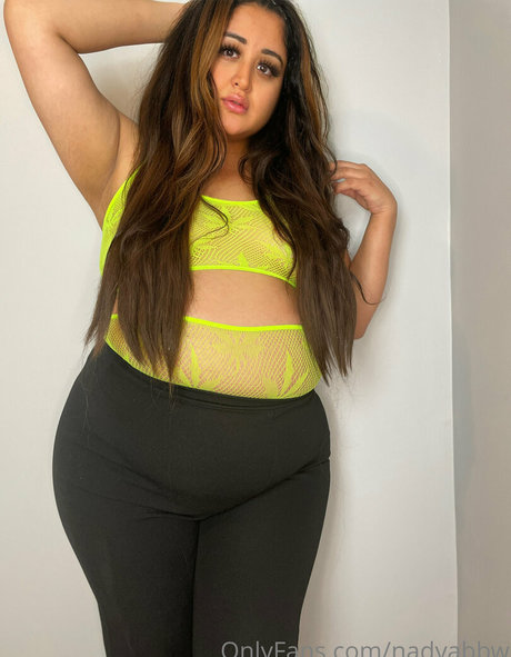 nadyabbw étoile érotique archive