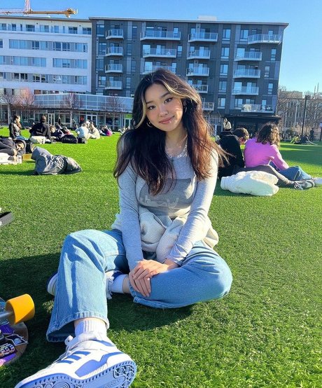 jolie ébène onlyfans assez nue images