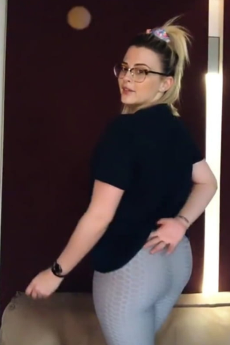 Kelly Vedovelli actrice sexy images