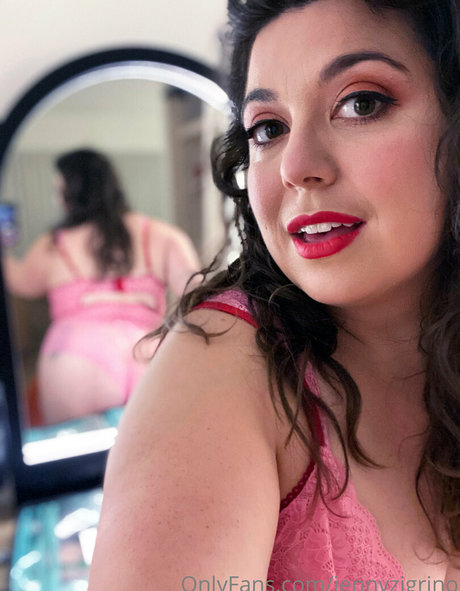 Jenny Zigrino étoile adulte img