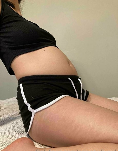 lesbiennes aux gros seins onlyfans chaud gratuit img