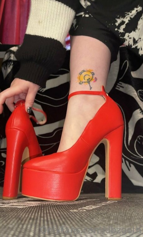 dbzgoth modèle xxx galeries