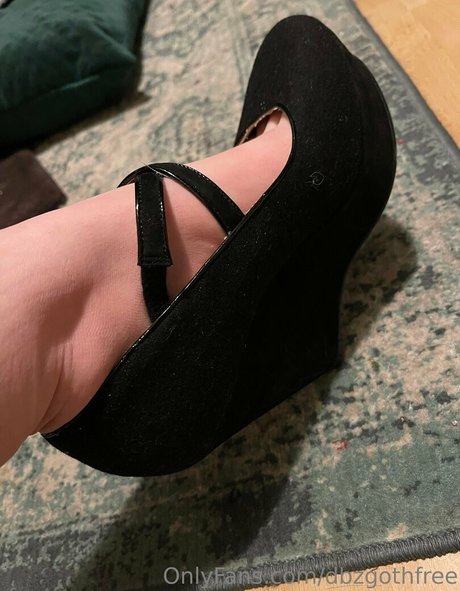 dbzgoth modèle pornographique collection