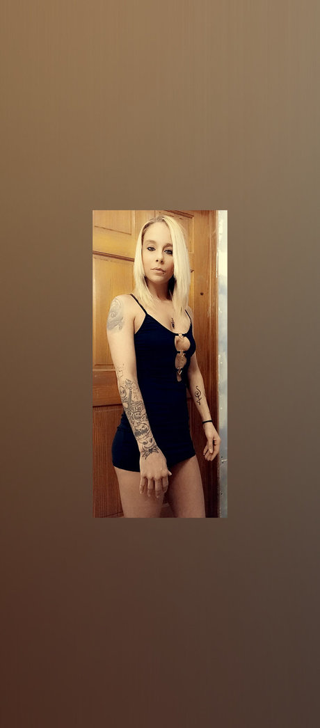 _Mudprincess716_ actrice exclusive photo