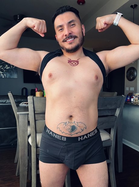 Gaymer Wolfe star du porno gratuite images