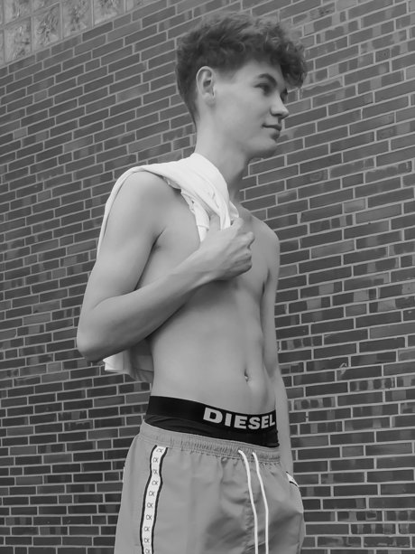 Dylan Maikel star du porno nue photos