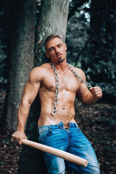 Danilo Dias mannequin image