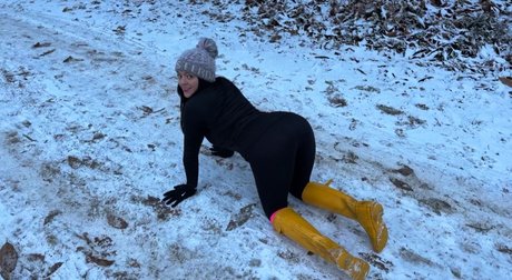 Evafarts Fart Onlyfans_ étoile magnifique images