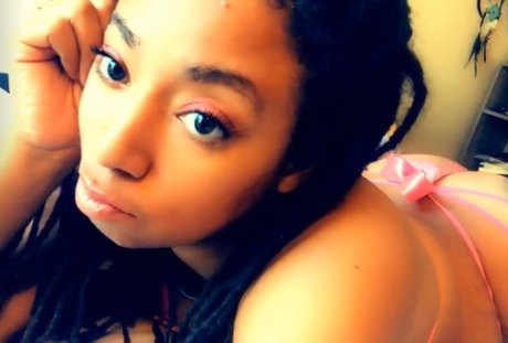 Goldielocs actrice hd photo