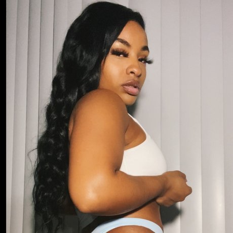 Back End Re modèle chaud photo