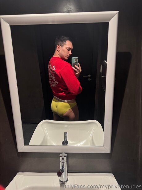 entraînement nu onlyfans nus érotiques photo